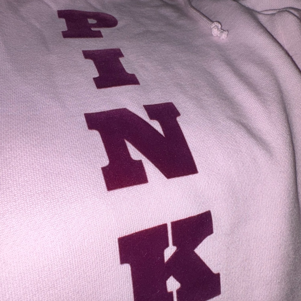 VS PINK Straight Leg Fleece sweatpants VALENTINE’S DAY